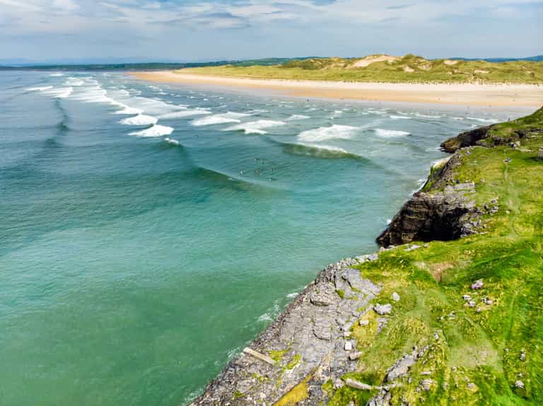 6 benefits of sea swimming to convince you to go for a pre-Christmas dinner dip