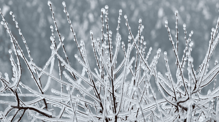Met Éireann warns of possible snow as heating bills continue to rise