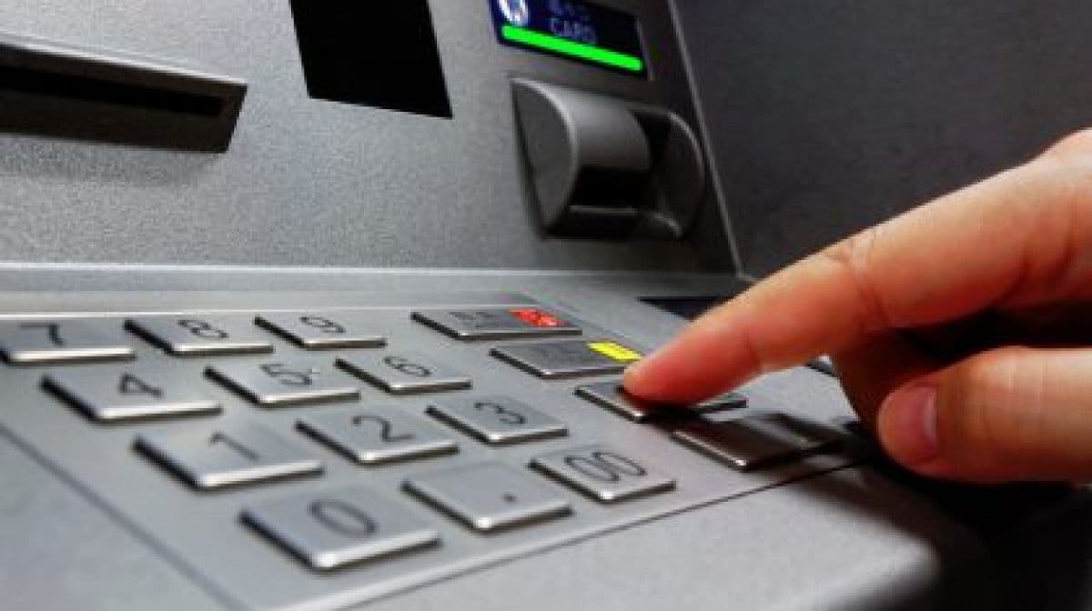Gardaí and AIB warn of increased ‘smishing’ attacks in January