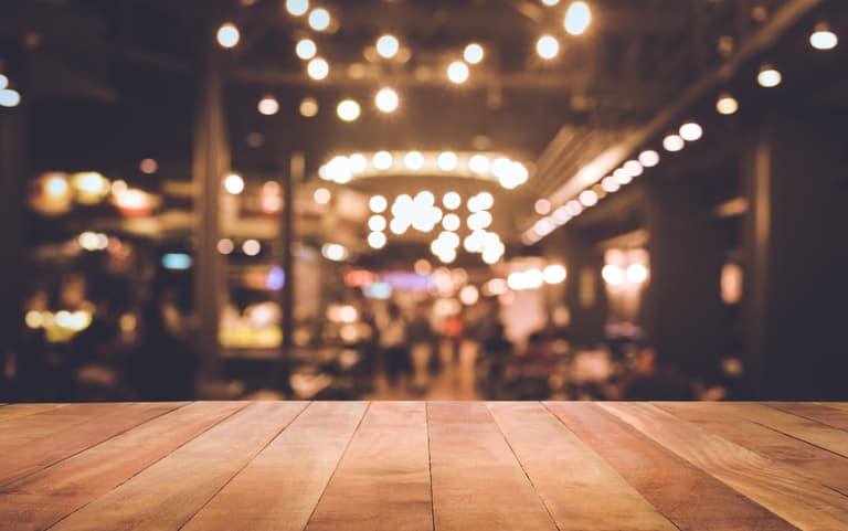 Midnight closing time for pubs, clubs and restaurants to come in this week