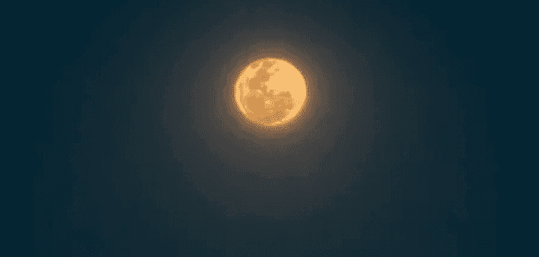 There Is A Full Moon Swim Event Happening In Achill For Just €1 Per Person There Is A Full Moon Swim Event Happening In Achill For Just €1 Per Person